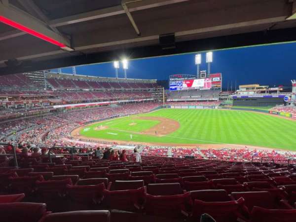 Great American Ball Park, section: 305, row: M, seat: 14