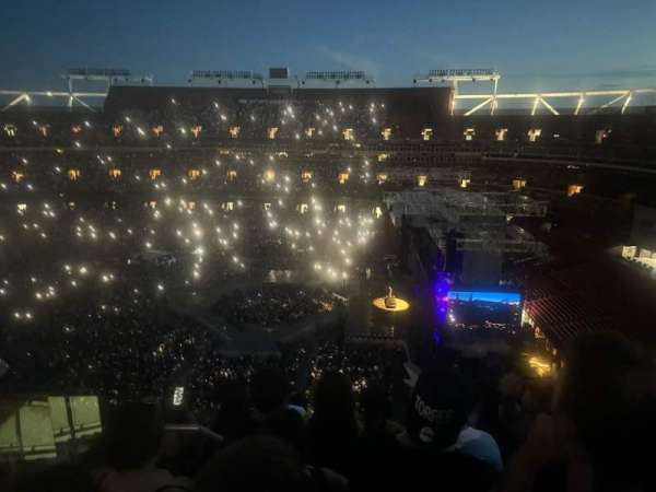 Northwest Stadium, section: 425, row: 7, seat: 20