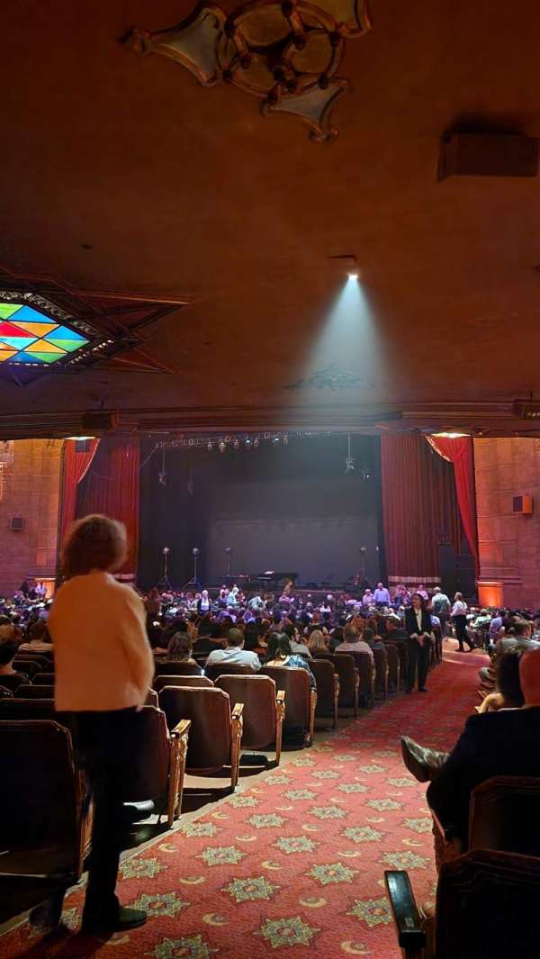 Fox Theatre, Atlanta, section: Orchestra R, row: HH, seat: 2