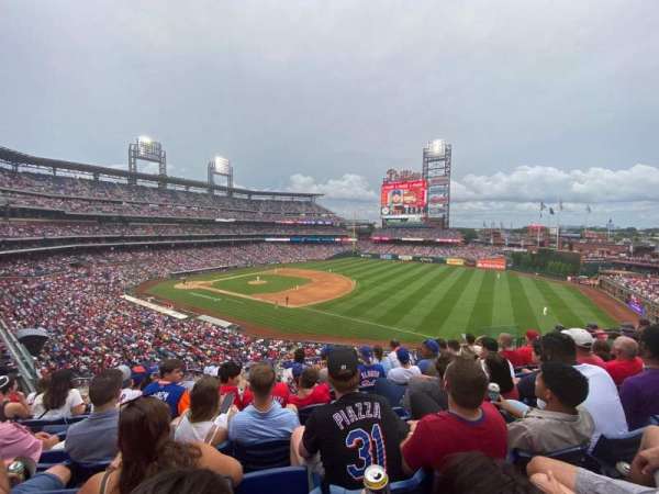 Citizens Bank Park, section: 210, row: 7, seat: 10