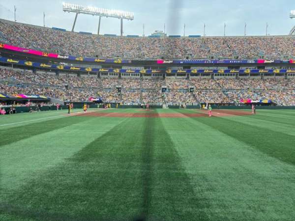 Bank of America Stadium, section: 134, row: 1A, seat: 16