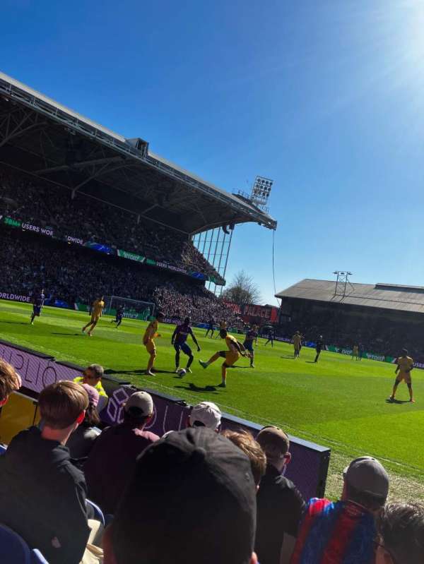 Selhurst Park, section: AW-V, row: 4, seat: 128