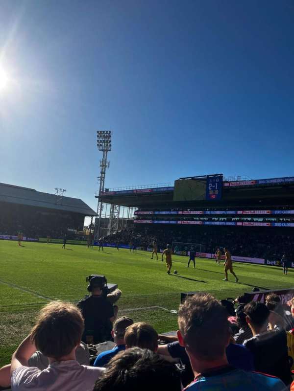 Selhurst Park, section: AW-V, row: 4, seat: 128