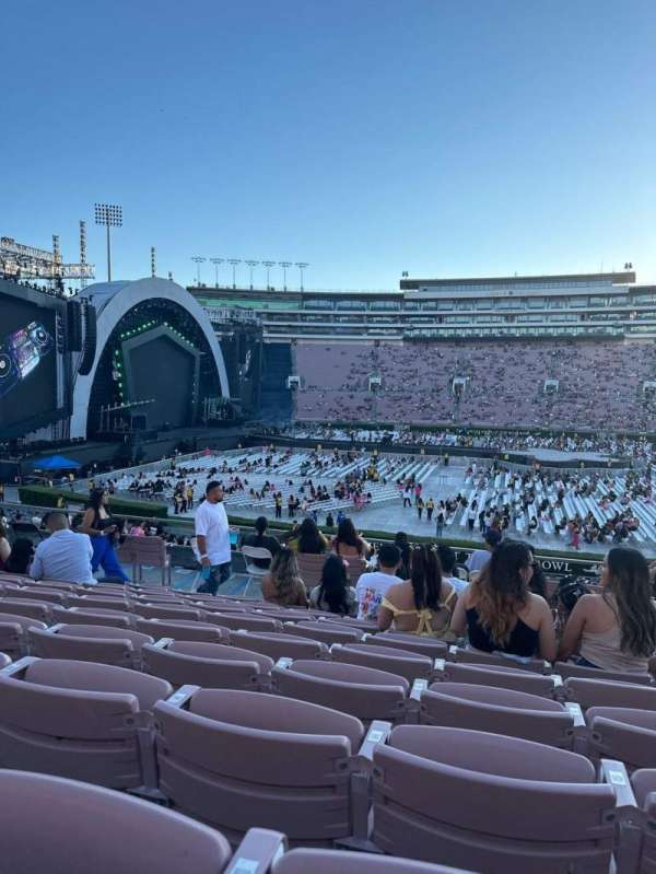 Rose Bowl, section: 5-L, row: 38, seat: 12