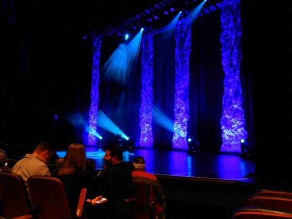 Harrah's Resort Atlantic City, section: LOWR9, row: FF, seat: 105