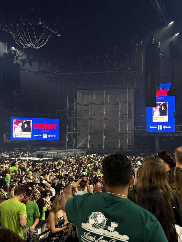 CFG Bank Arena, section: 105, row: E, seat: 12