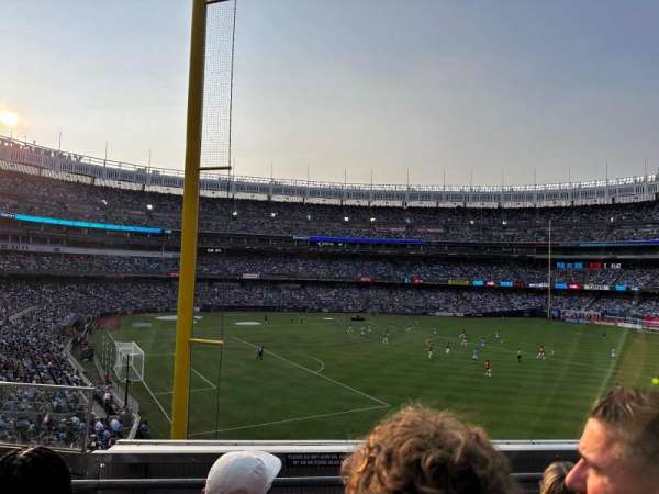 Yankee Stadium, section: 207, row: 3, seat: 10