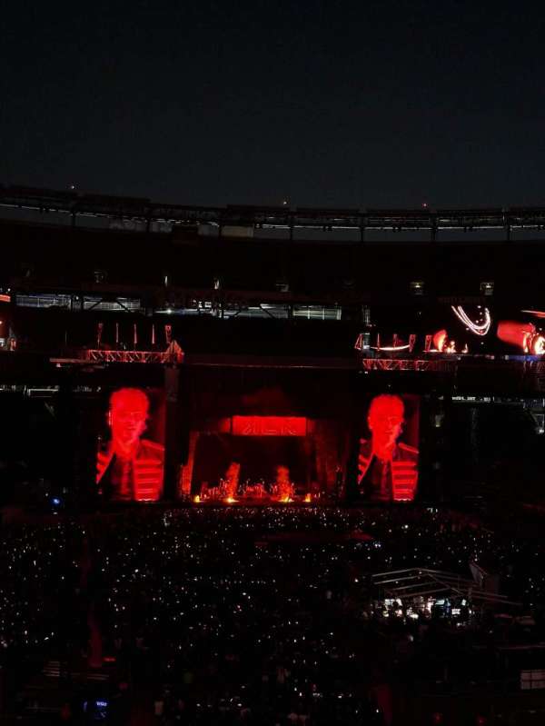 MetLife Stadium, section: 229, row: 3, seat: 10