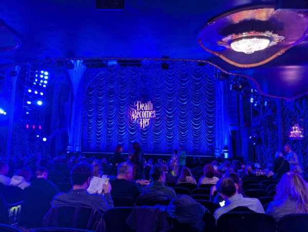 Lunt-Fontanne Theatre, section: Orchestra R, row: S, seat: 8