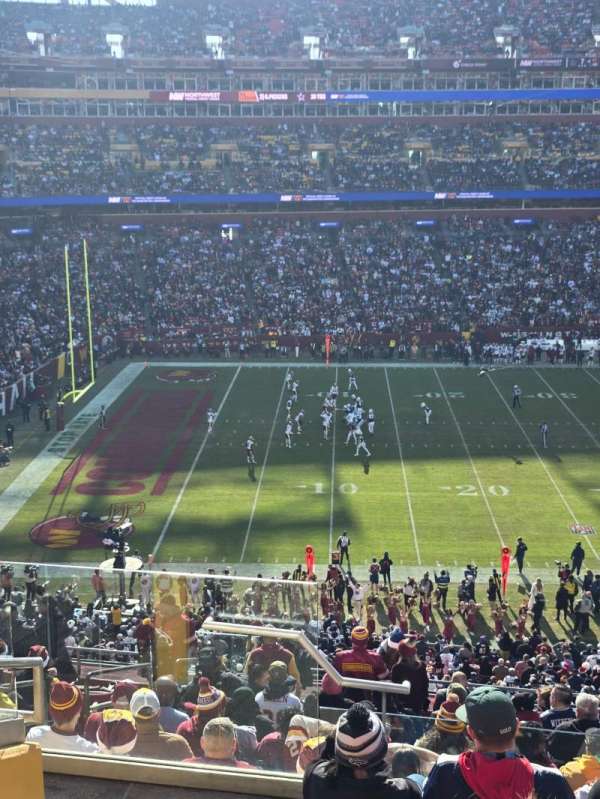 Northwest Stadium, section: 324, row: 18, seat: 22