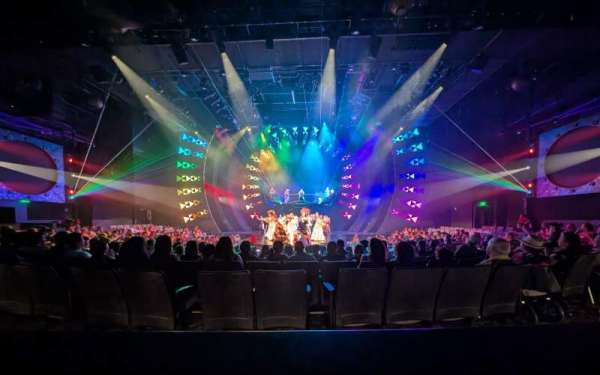 Theater at the OUTRIGGER Waikīkī Beachcomber, section: 202, row: AA, seat: 5-6