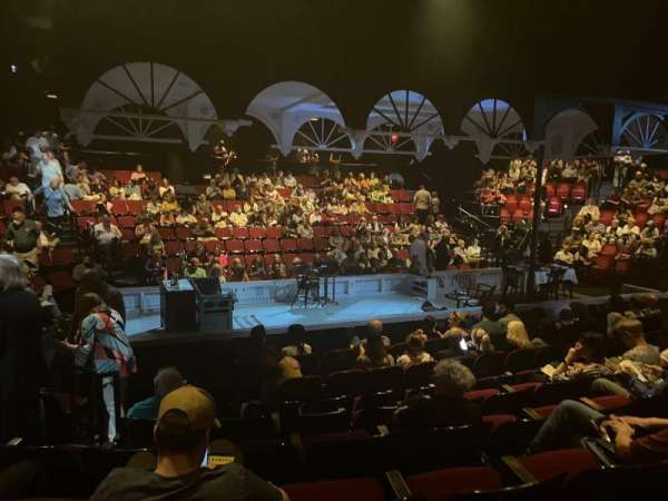 Circle in the Square Theatre, section: Orchestra 200 (Even), row: F, seat: 206