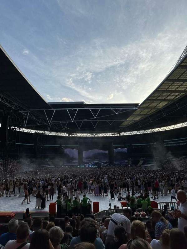 Wembley Stadium, section: 112, row: 15, seat: 7