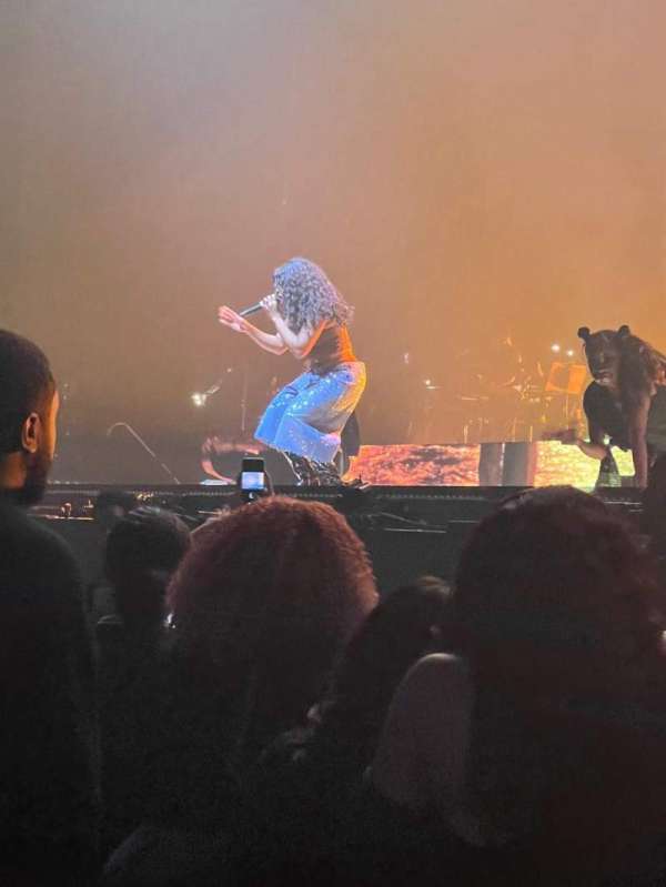 CFG Bank Arena, section: Floor 1, row: C
