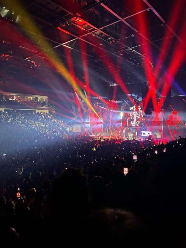 Acrisure Arena, section: 107, row: Q, seat: 17