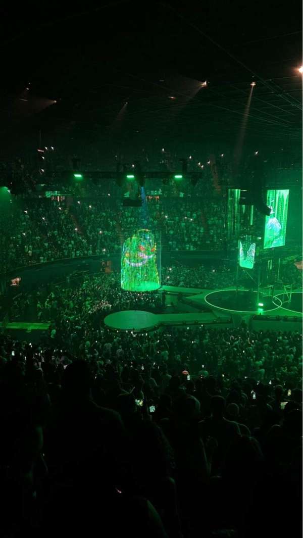 Kia Forum, section: 207, row: 8, seat: 14