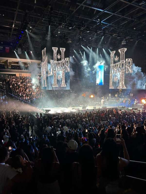 Acrisure Arena, section: 108, row: N, seat: 4