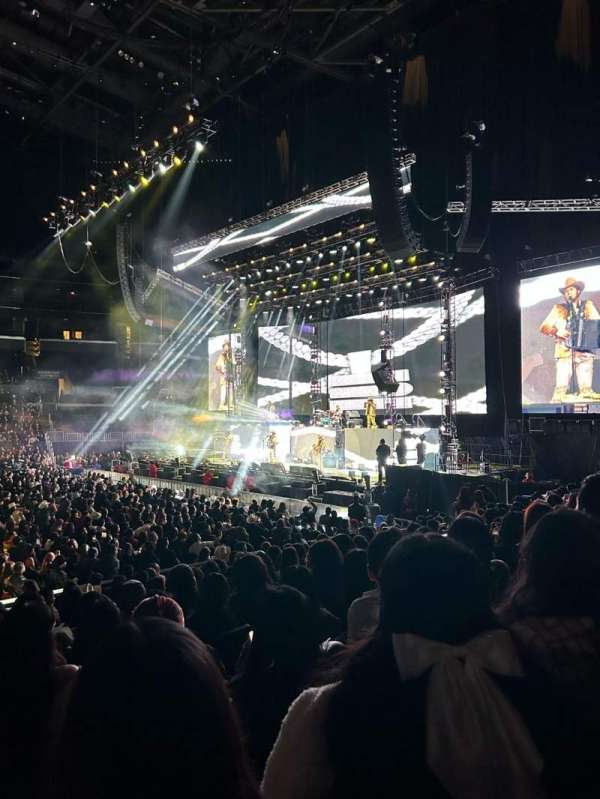 Crypto.com Arena, section: 119, row: 13, seat: 18