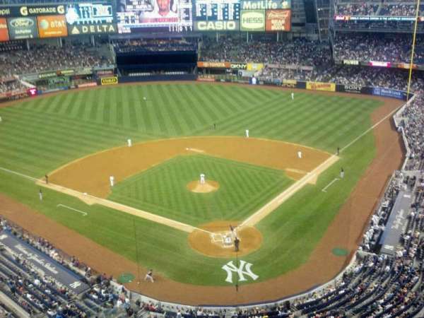 Yankee Stadium, section: 420C, row: 1, seat: 6