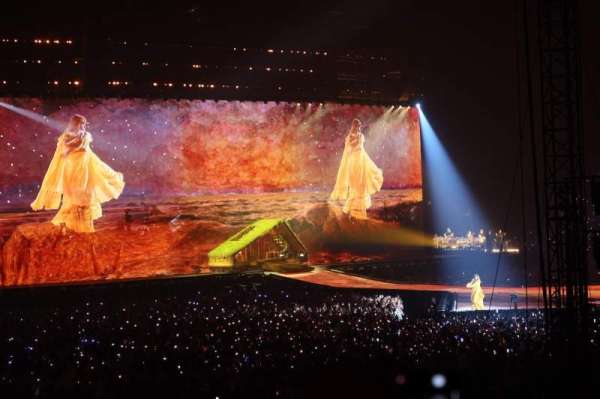 Paris La Défense Arena, section: 106, row: 20, seat: 11