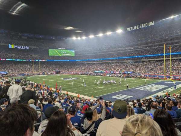 MetLife Stadium, section: 131, row: 21, seat: 20