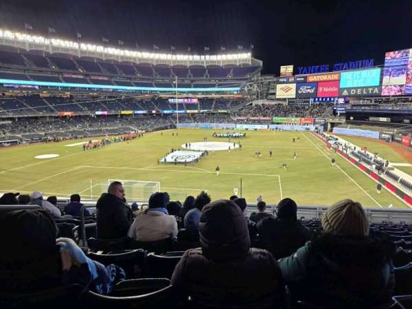 Yankee Stadium, section: 211, row: 11, seat: 17