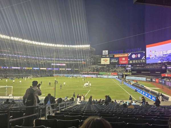 Yankee Stadium, section: 110, row: 26, seat: 13