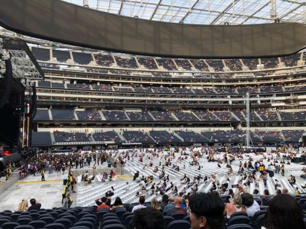 SoFi Stadium, section: C109, row: 16, seat: 8