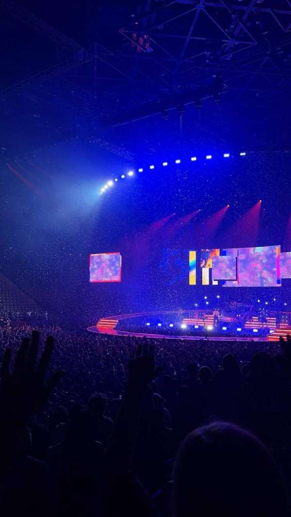 Accor Arena, section: E, row: 21, seat: 13