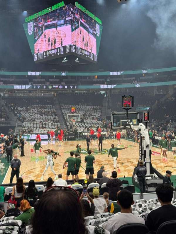 Climate Pledge Arena, section: 21, row: F, seat: 11