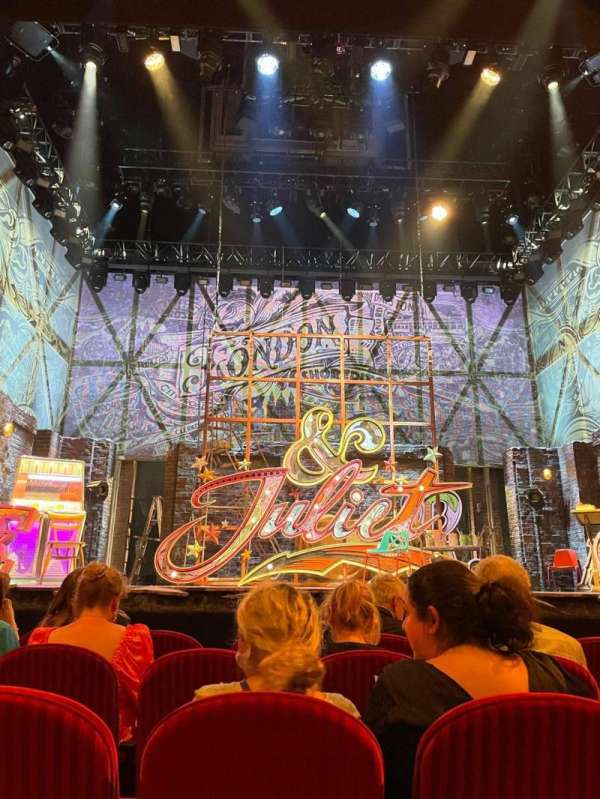 Princess of Wales Theatre, section: Orchestra C, row: EE, seat: 27