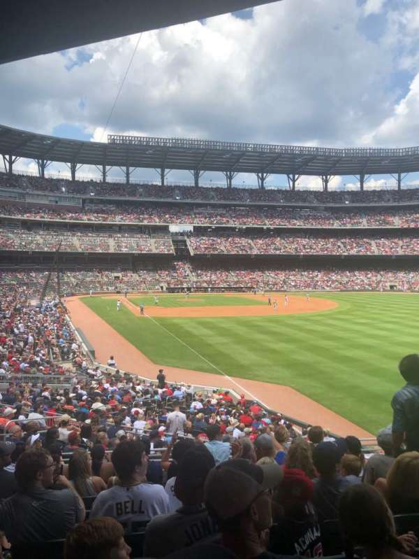 Truist Park, section: 107, row: 8, seat: 19