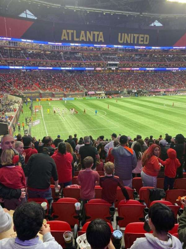 Mercedes-Benz Stadium, section: 114, row: 32, seat: 22