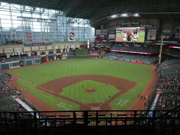 Daikin Park, section: 418, row: 2, seat: 14
