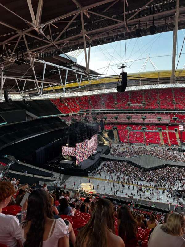 Wembley Stadium, section: 528, row: 28, seat: 51