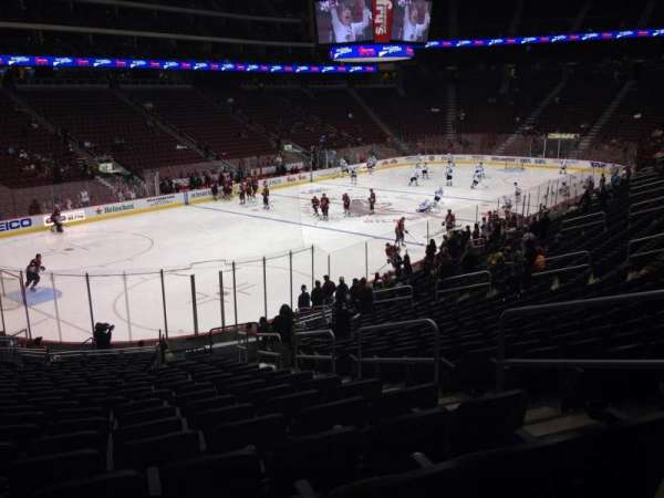 Desert Diamond Arena, section: 115, row: T, seat: 5