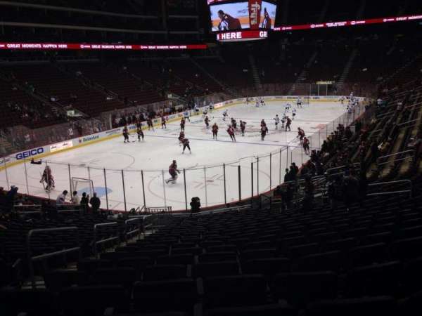 Desert Diamond Arena, section: 115, row: T, seat: 22