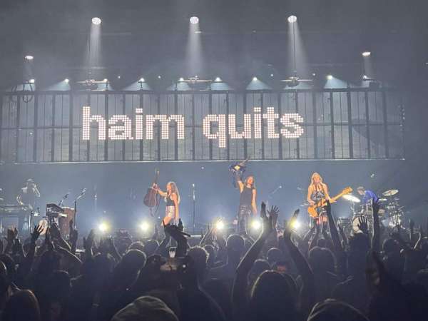 Madison Square Garden, section: Pit