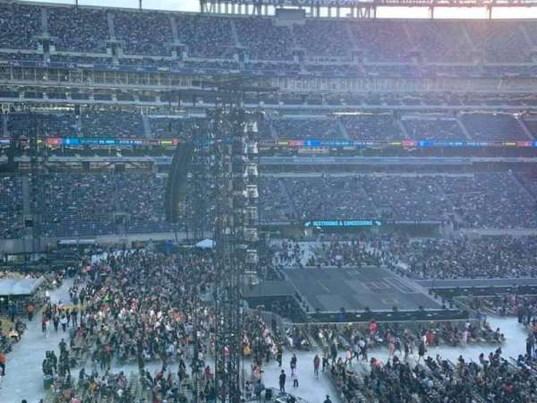 MetLife Stadium, section: 216, row: 1, seat: 14