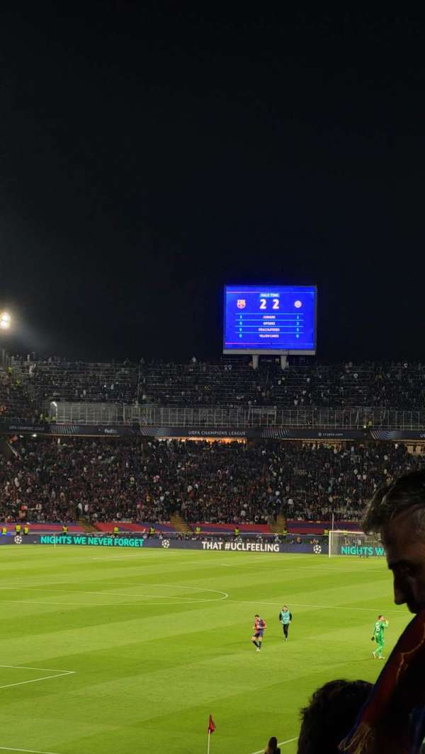 Estadi Olímpic Lluís Companys, section: 106, row: 27, seat: 28