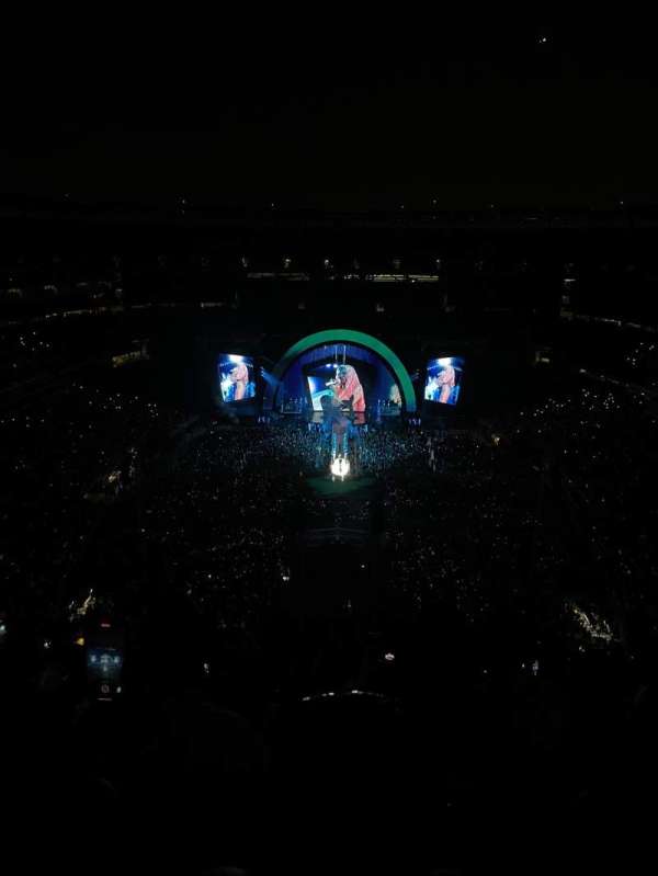 MetLife Stadium, section: 326, row: 17, seat: 10
