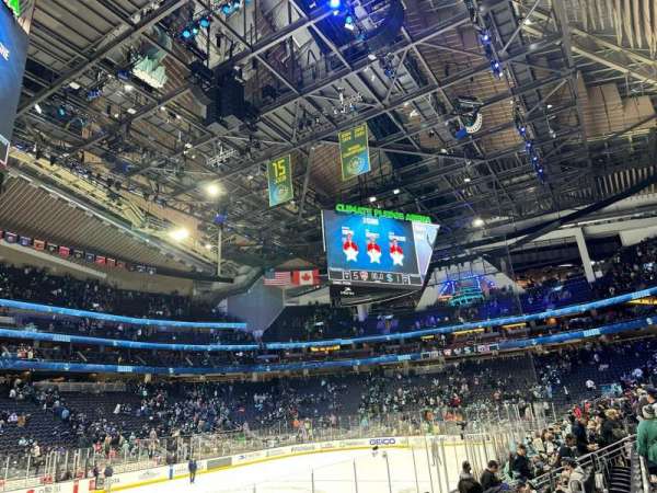 Climate Pledge Arena, section: 16, row: F, seat: 1