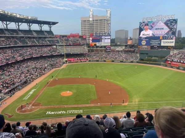 Truist Park, section: 320, row: 9, seat: 13