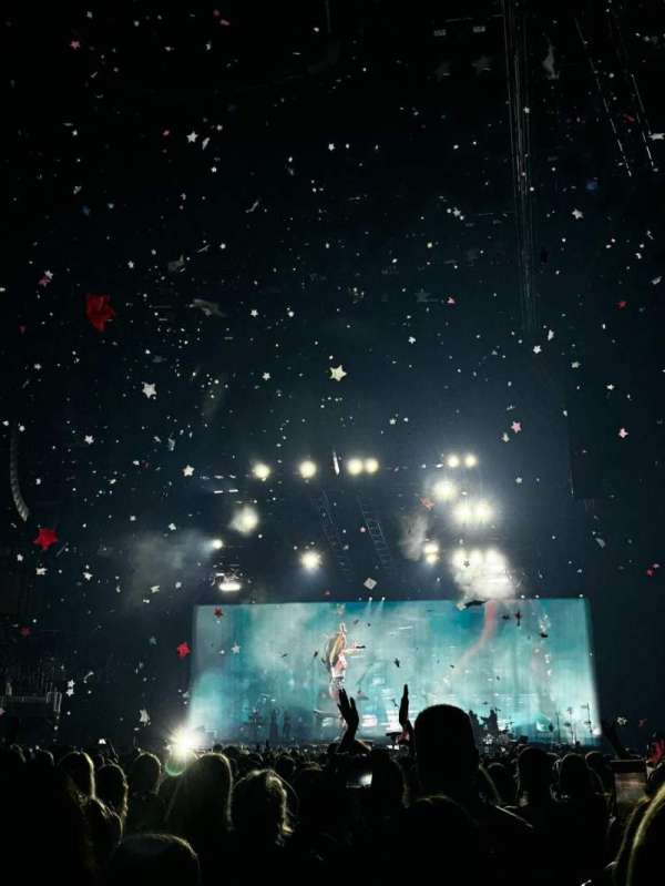 State Farm Arena, section: 4, row: Q, seat: 6