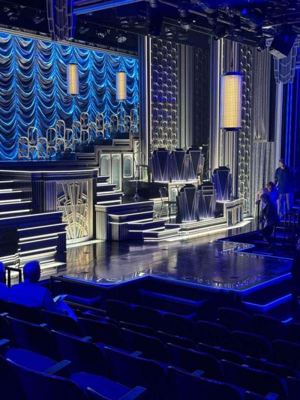 Circle in the Square Theatre, section: Orchestra 200 (Odd), row: F, seat: 221
