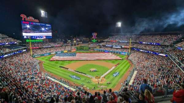 Citizens Bank Park, section: 422, row: 1, seat: 4