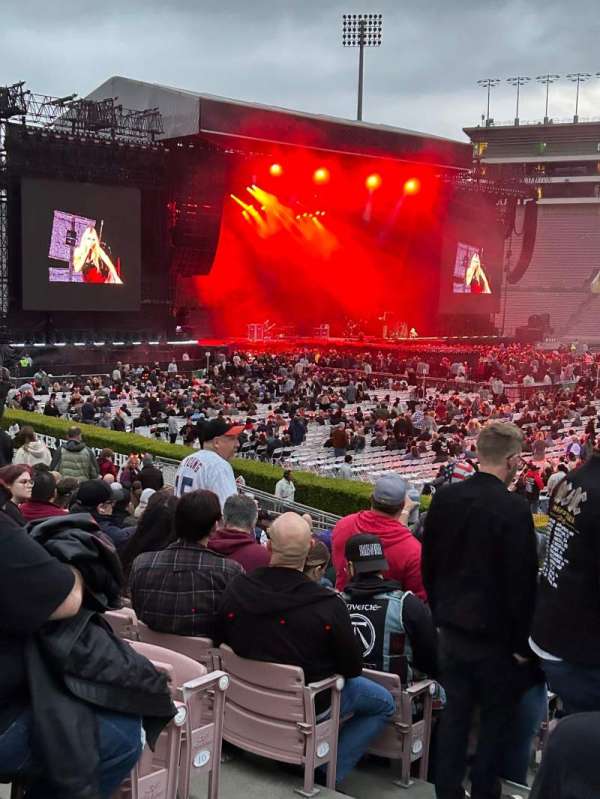 Rose Bowl, section: 6-H, row: 20, seat: 101