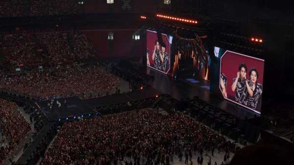 Johan Cruijff ArenA, section: 420, row: 23, seat: 91