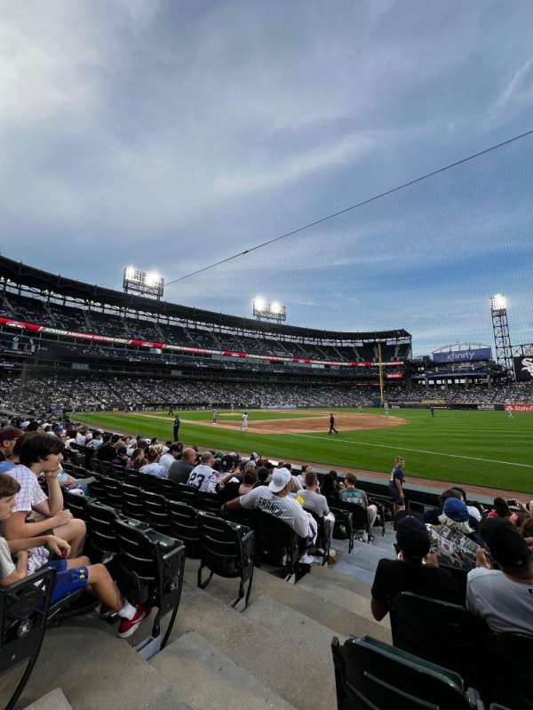 Rate Field, section: 118, row: 9, seat: 8
