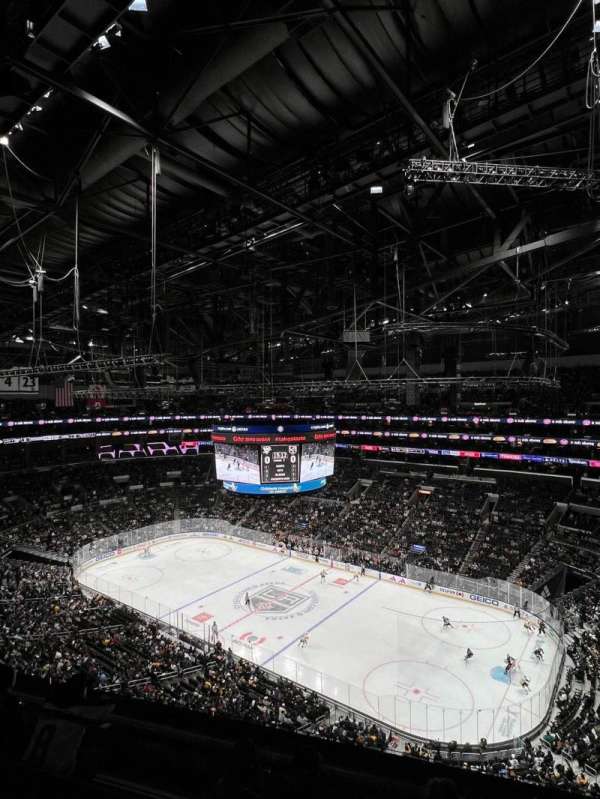Crypto.com Arena, section: 315, row: 6, seat: 9